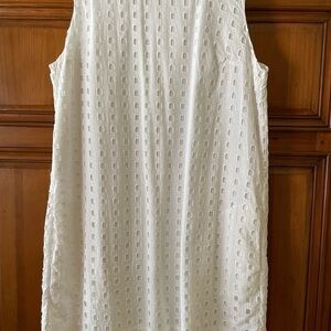 GAP White Sleeveless Sheath Mini Dress